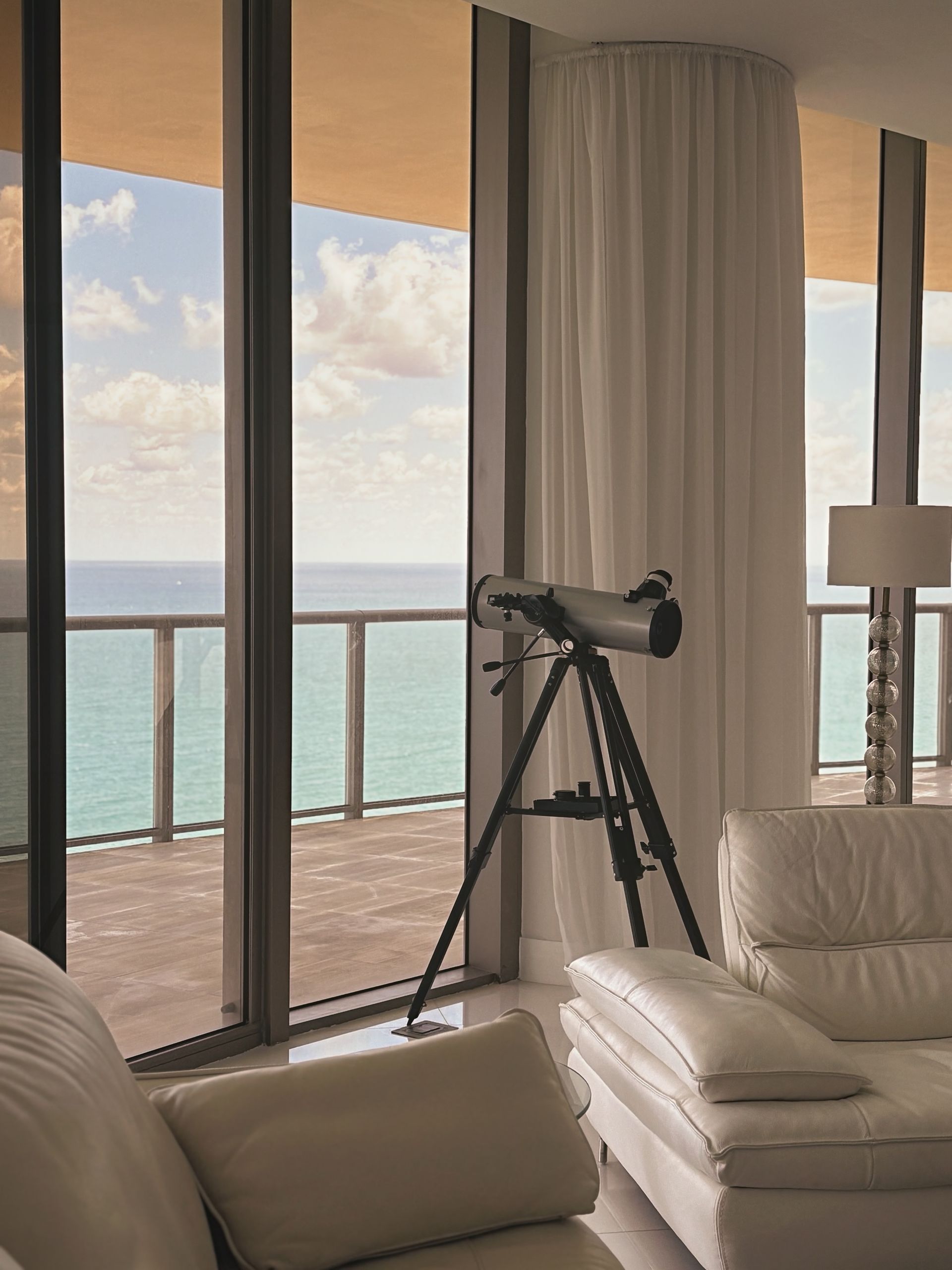 Apartamento beira-mar com vista para o Atlântico